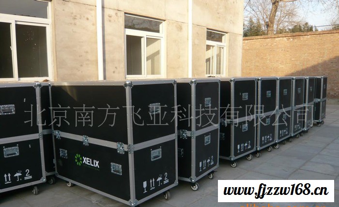 南方飞亚，**防 静 电 航空 箱，航空箱南 方飞亚 优， 质防 静电航空箱 **防静电航空箱、减震机柜、机柜图2
