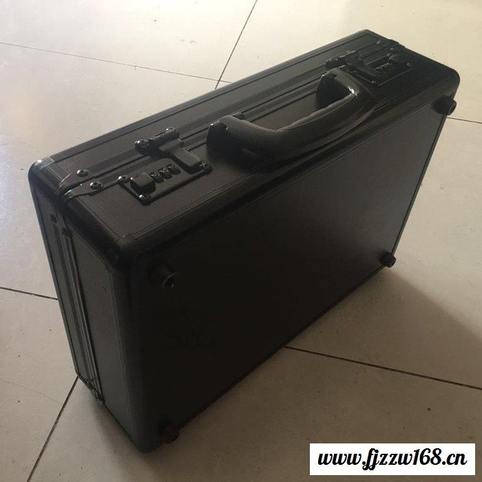 隆顺供应**航空箱厂家定制 拉杆箱 手提箱 工具箱 可批发 欢迎来电咨询图3