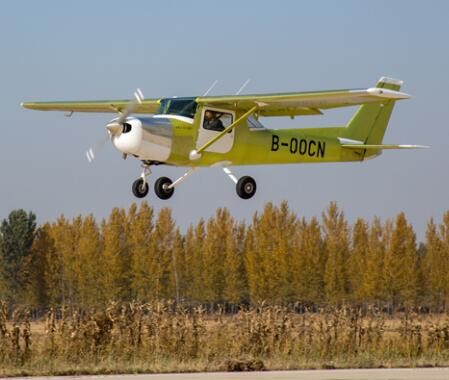 JC-100N飞机图2