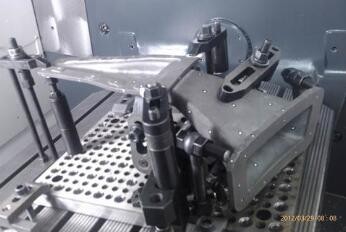 发动机排气管（钛合金铸件）图3