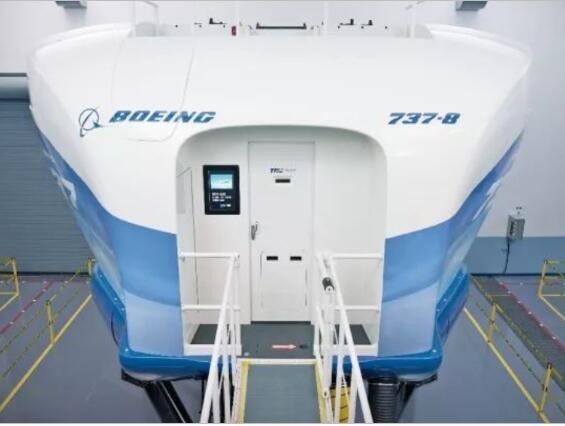 波音737MAX全动模拟机图2